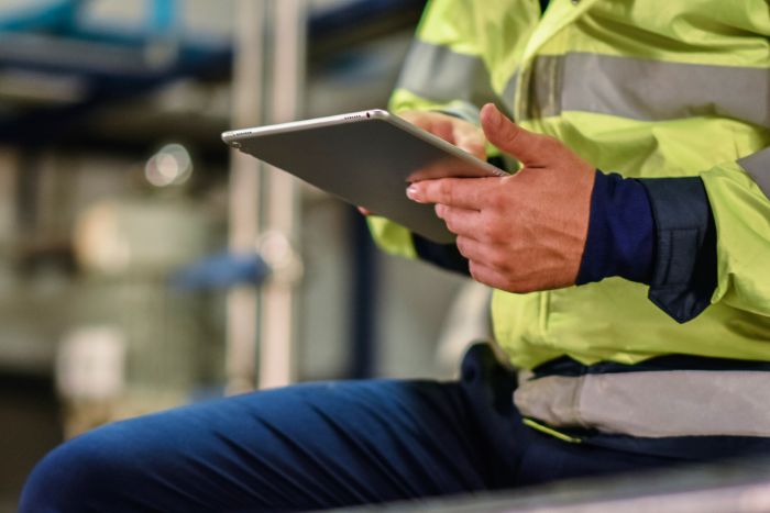 Emax software utilizzato in cantiere con tablet SAFE